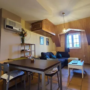 Acogedor En Con Piscina Acceso Directo A Silla Apartamento